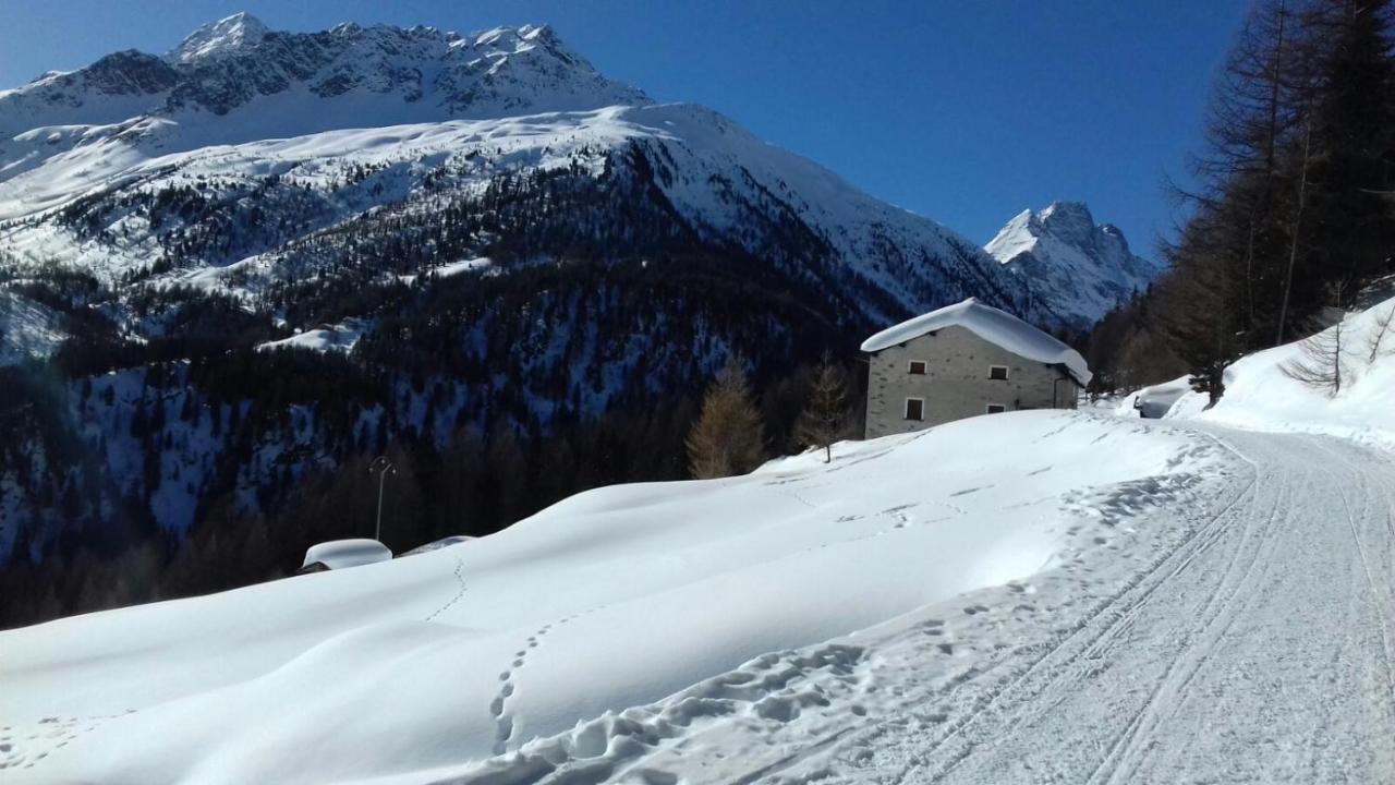 Appartamenti Baita Soliva Oga Exterior foto